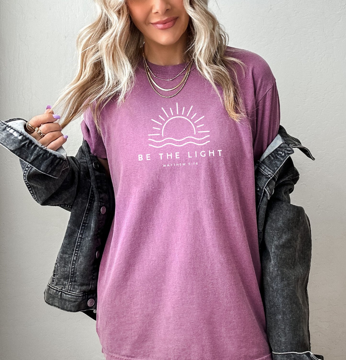 Be The Light - T-Shirt